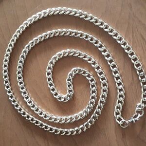 Up to 44" Shiny Gold Chain Belt S112